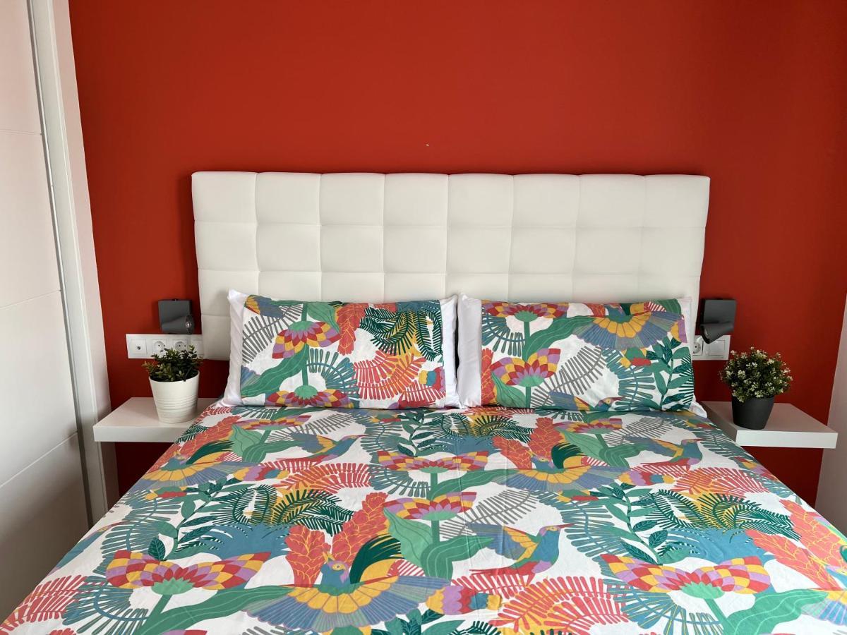 Bnbook Medea Apartments 2 Фуeнхирола Екстериор снимка