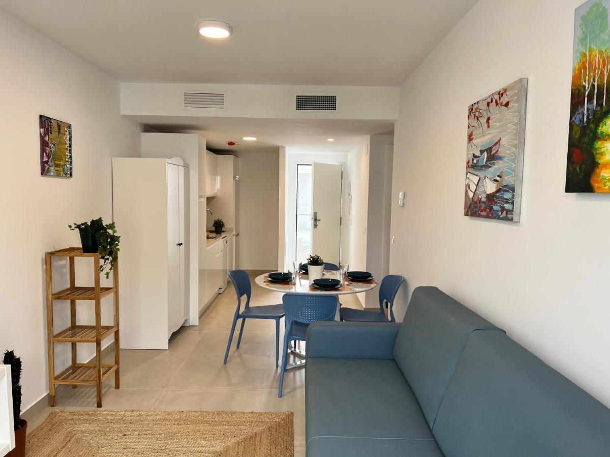 Bnbook Medea Apartments 2 Фуeнхирола Екстериор снимка