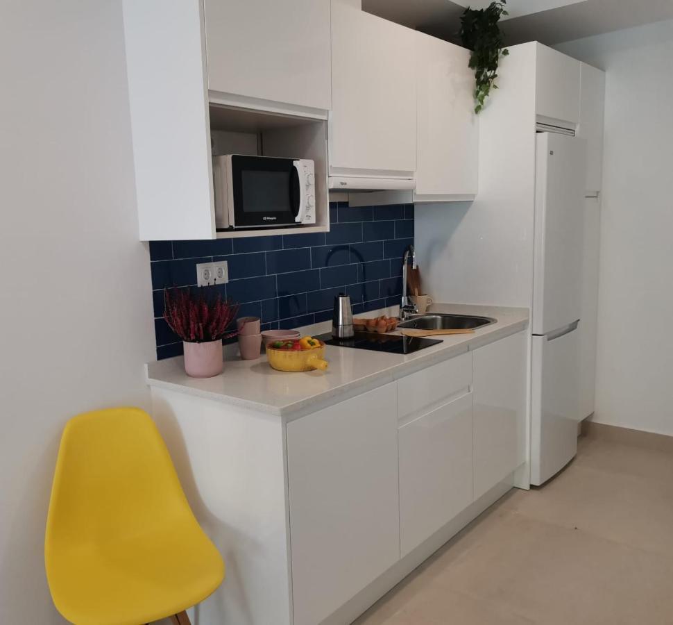 Bnbook Medea Apartments 2 Фуeнхирола Екстериор снимка