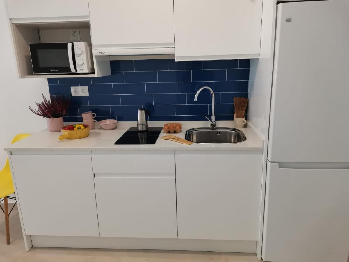 Bnbook Medea Apartments 2 Фуeнхирола Екстериор снимка
