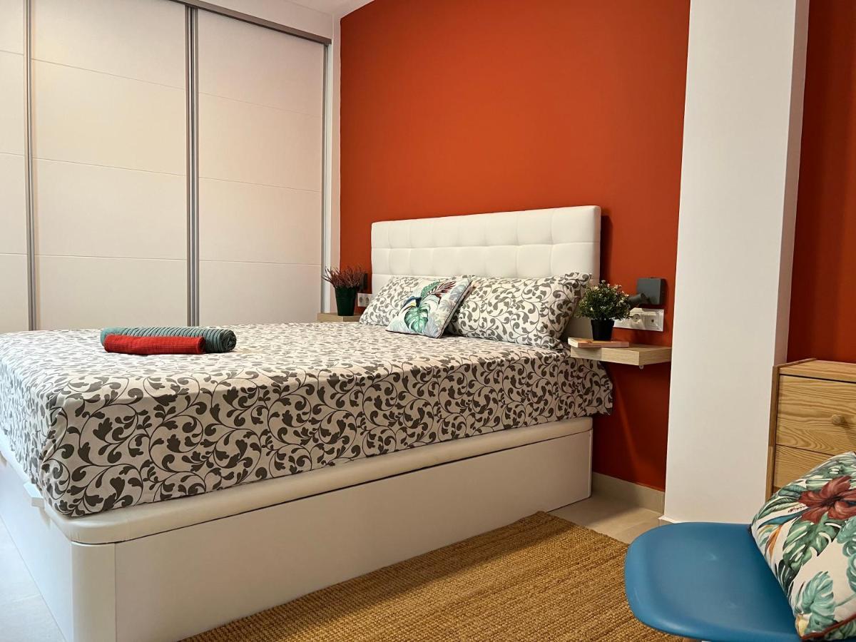 Bnbook Medea Apartments 2 Фуeнхирола Екстериор снимка