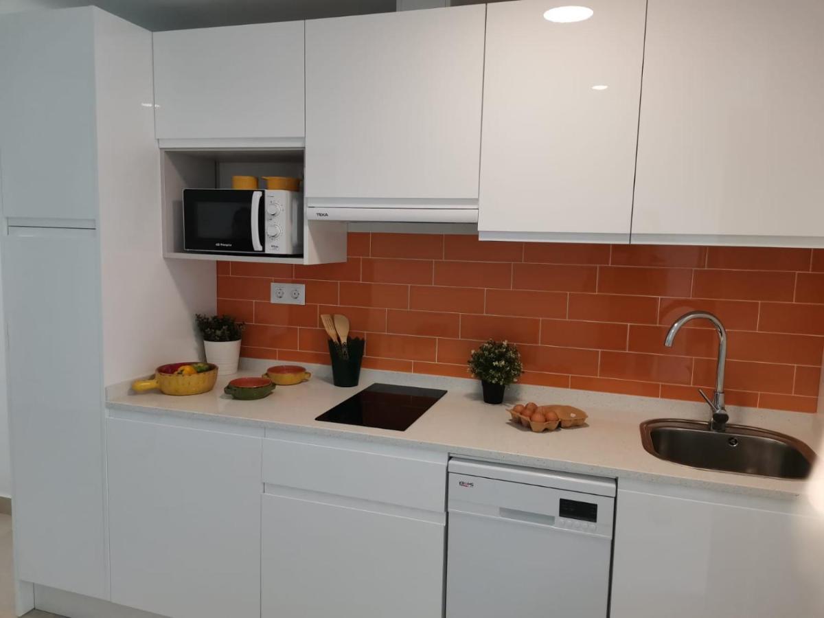 Bnbook Medea Apartments 2 Фуeнхирола Екстериор снимка