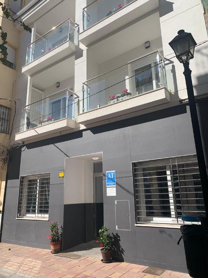 Bnbook Medea Apartments 2 Фуeнхирола Екстериор снимка