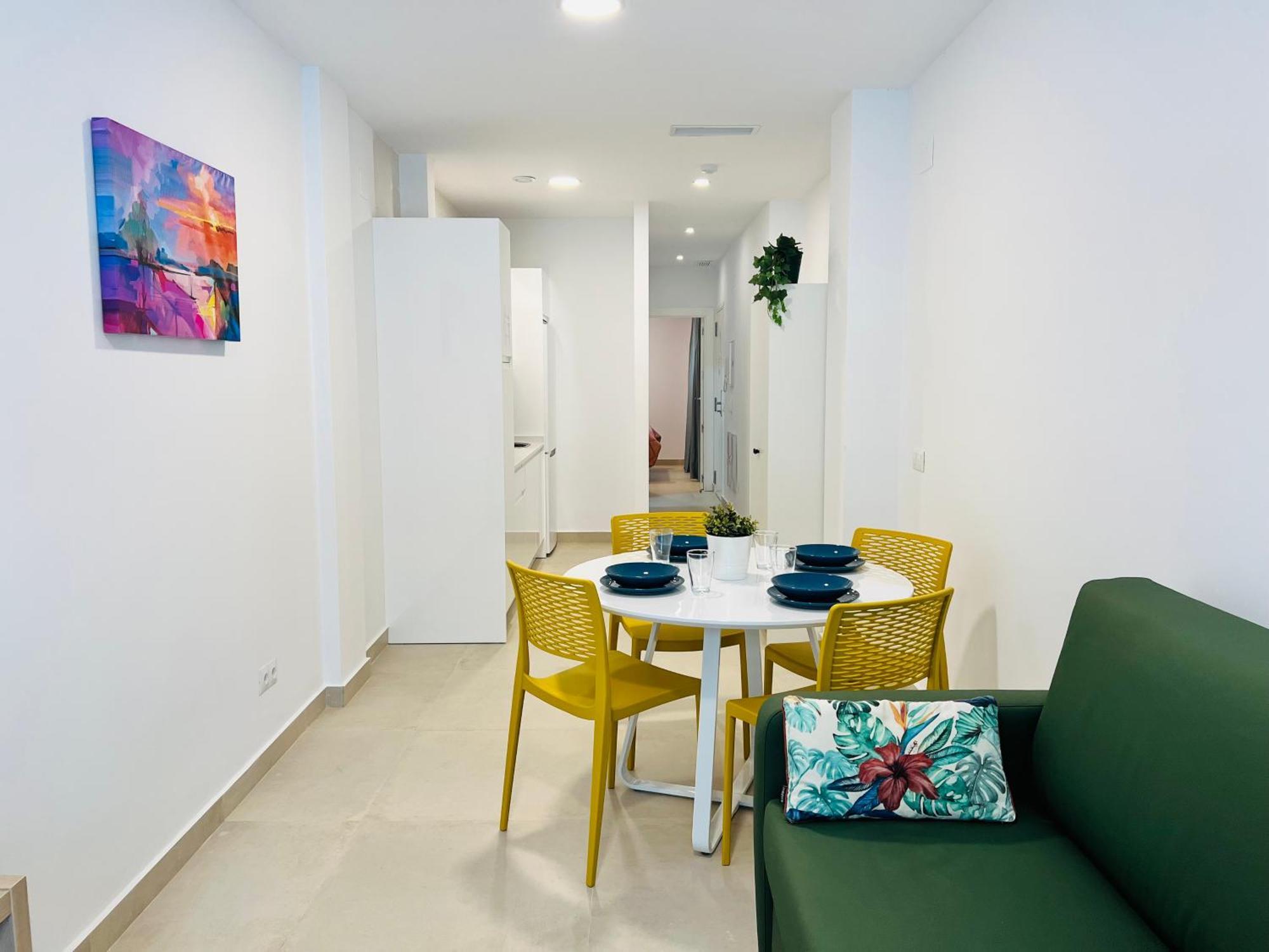 Bnbook Medea Apartments 2 Фуeнхирола Екстериор снимка