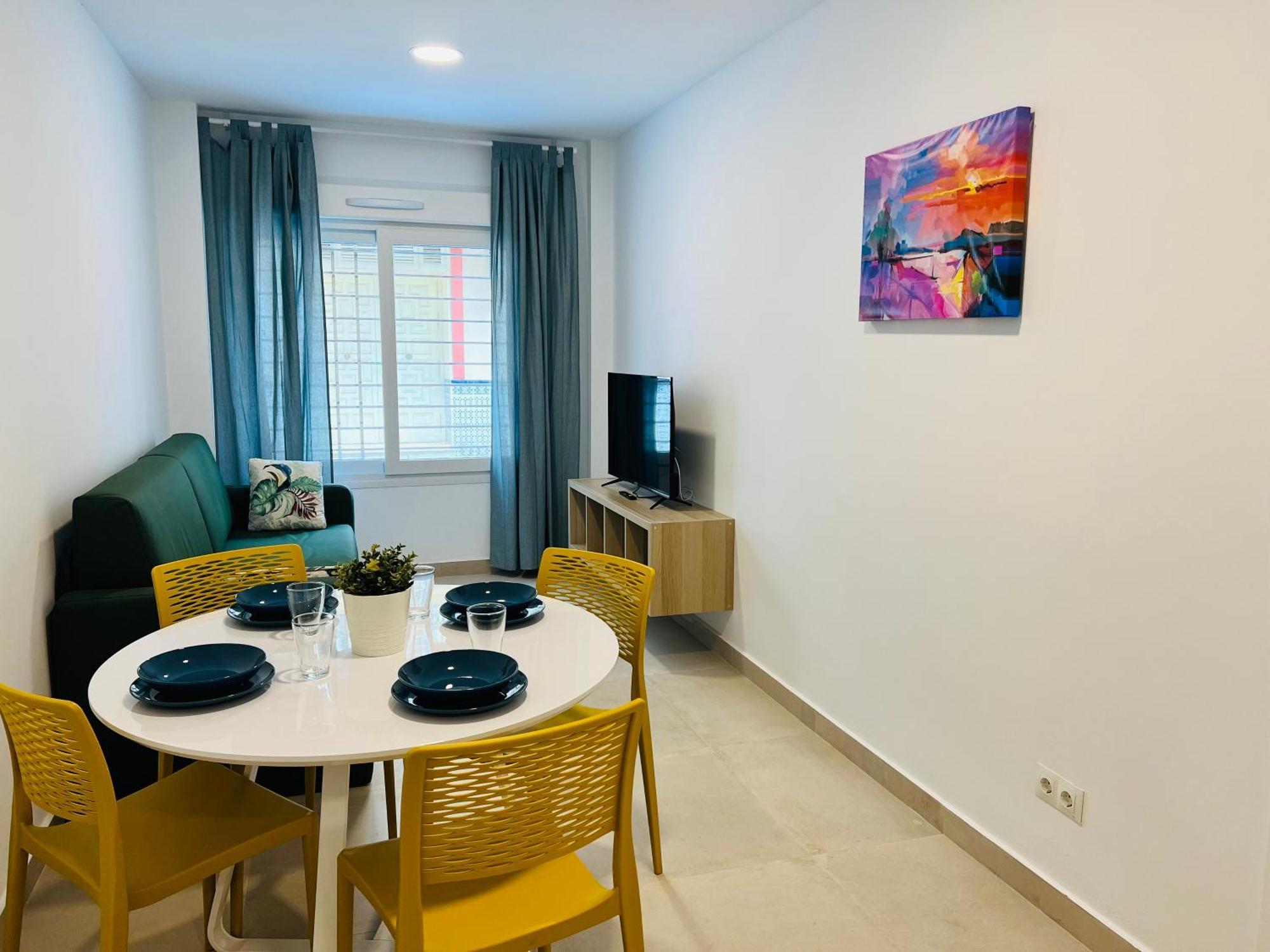Bnbook Medea Apartments 2 Фуeнхирола Екстериор снимка