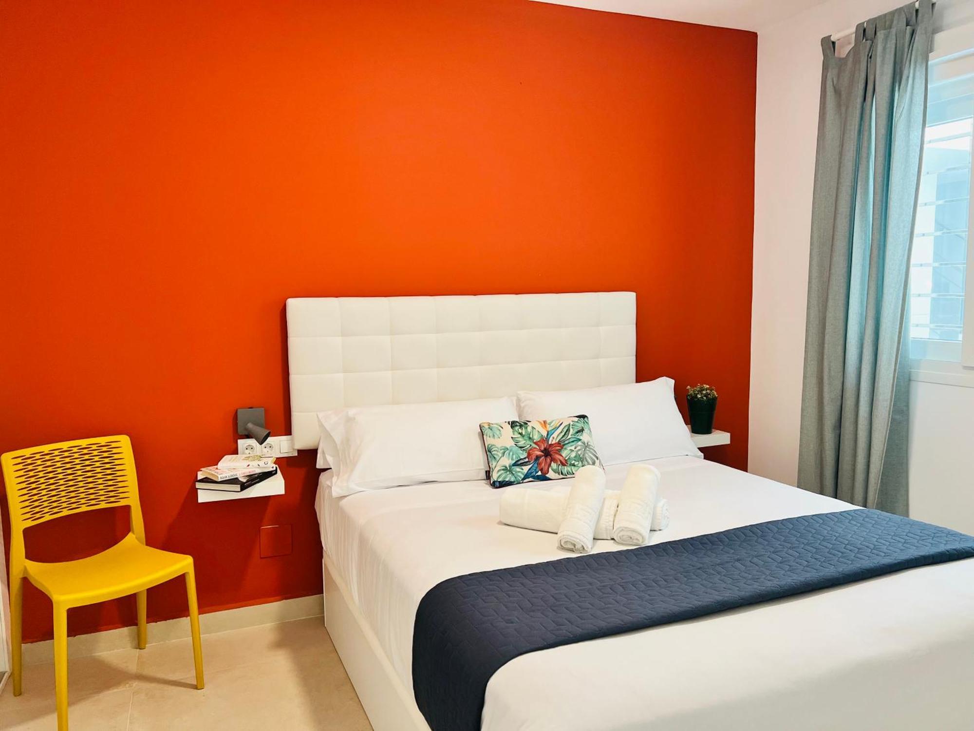 Bnbook Medea Apartments 2 Фуeнхирола Екстериор снимка